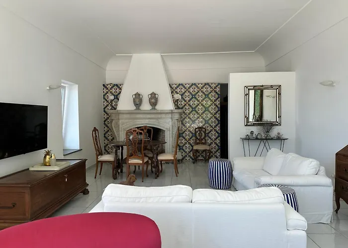 La Grande Bellezza Vila *